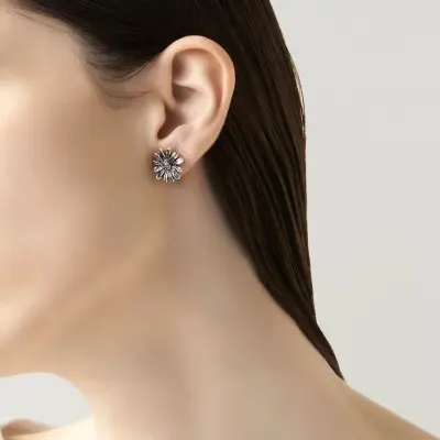Daisies Medium Earrings עגילים כסף
