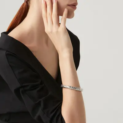 Petra Small Bangle צמיד כסף