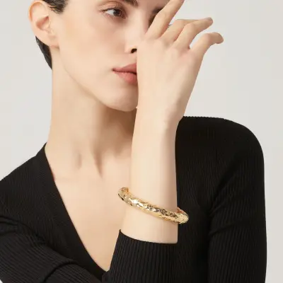 Stone Big Bangle in gold-plated  צמיד כסף