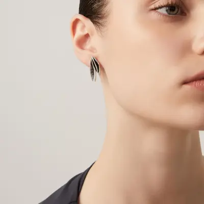 Daphne Stud Earrings עגילים כסף