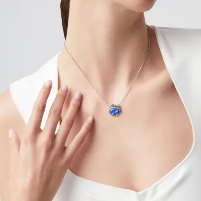 Eden Butterfly Pendant שרשרת כסף