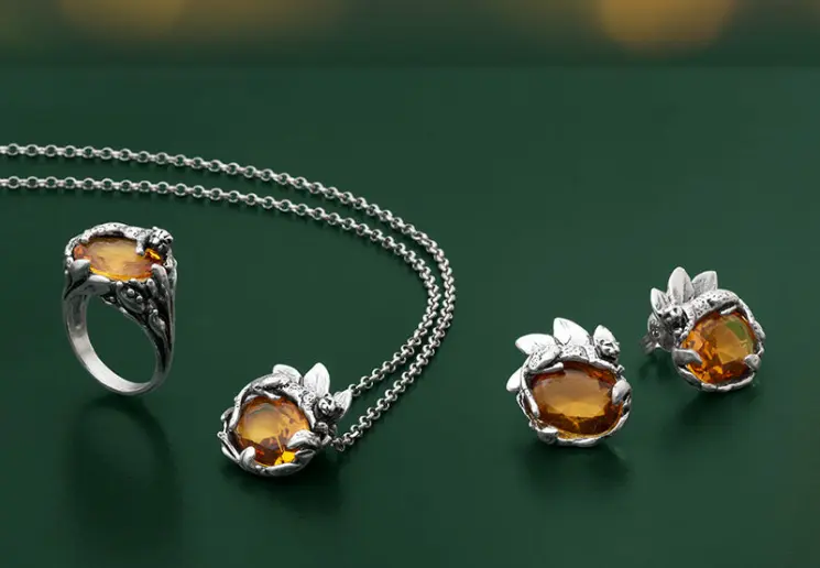 CAMPAIGN_Holiday_03_M