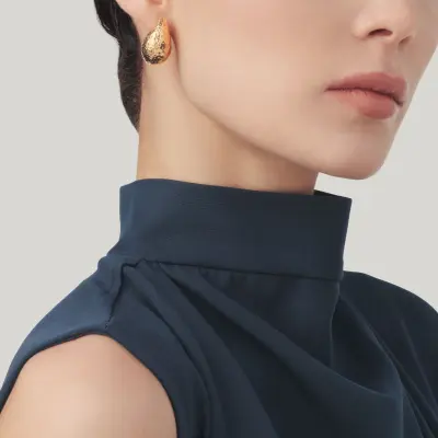 Hammered Droplet Earrings Gold-Plated עגילי כסף